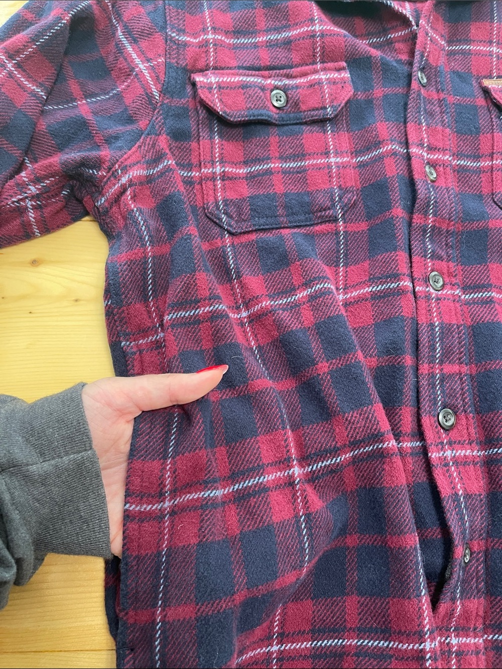 Orvis Big Bear Sangria Red / Navy Blue Tartan Plaid Heavy 100% Cotton Flannel M - Picture 12 of 16